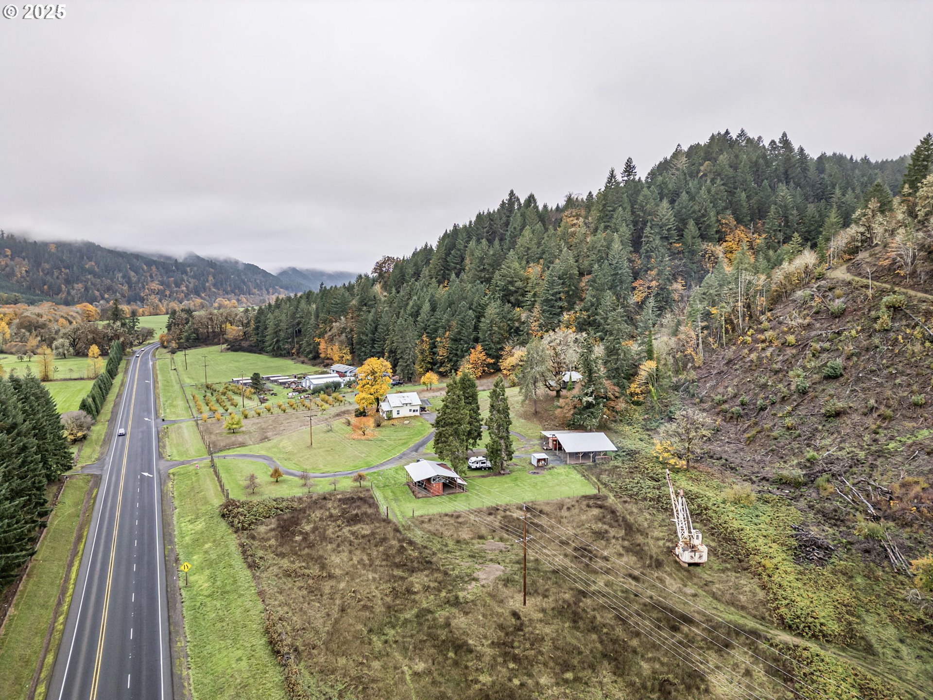 27403 Highway 38 Elkton, OR 97436 - Photo 3 of 48