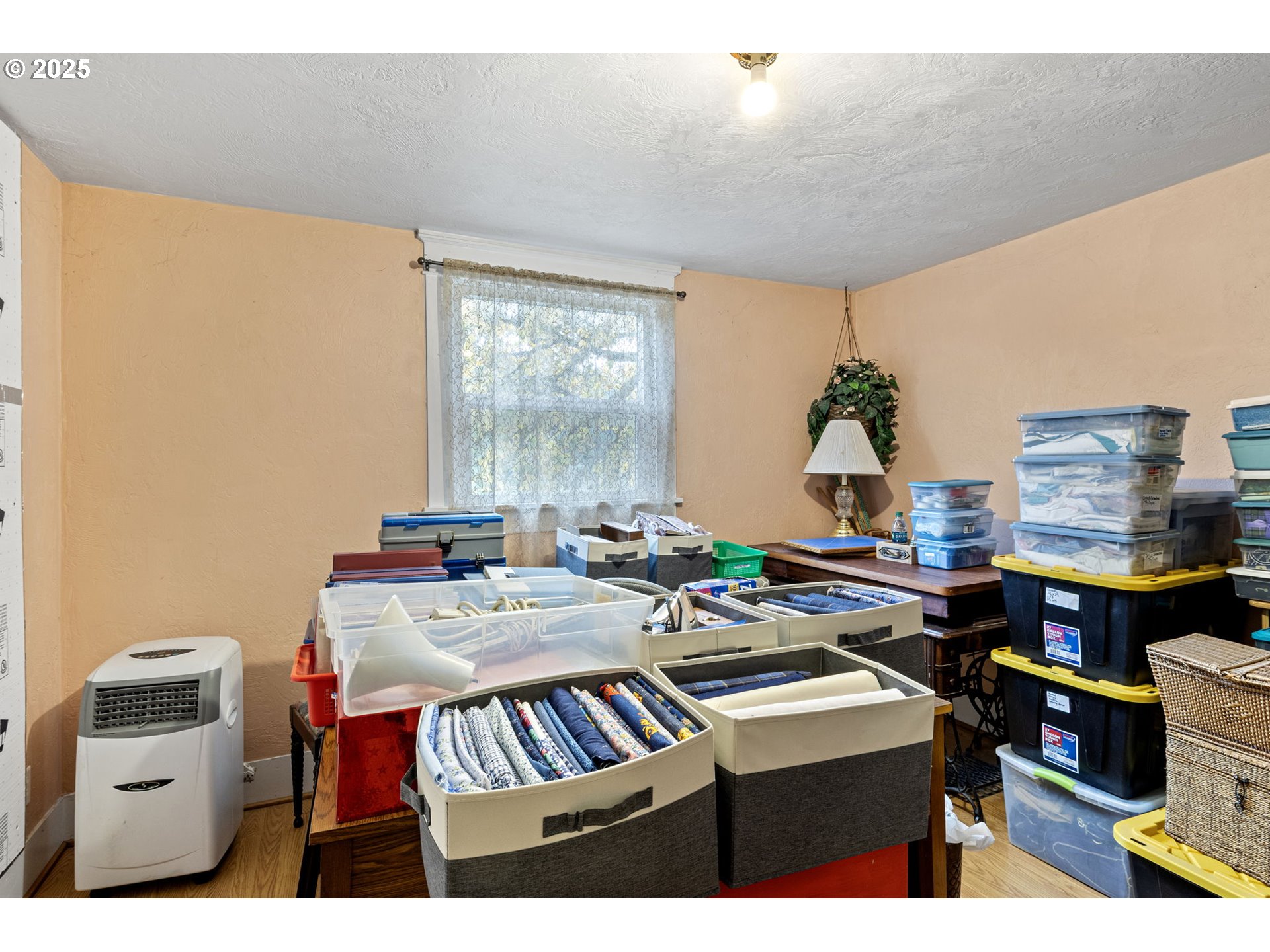 27403 Highway 38 Elkton, OR 97436 - Photo 33 of 48 Bedroom