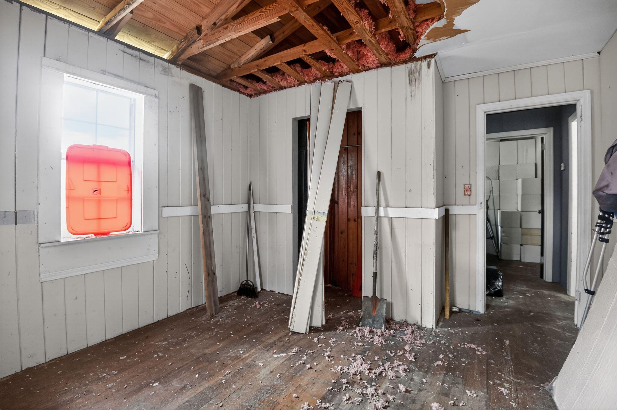 950 B Street Crestview, FL 32536 - Photo 14 of 32 a view of an empty room