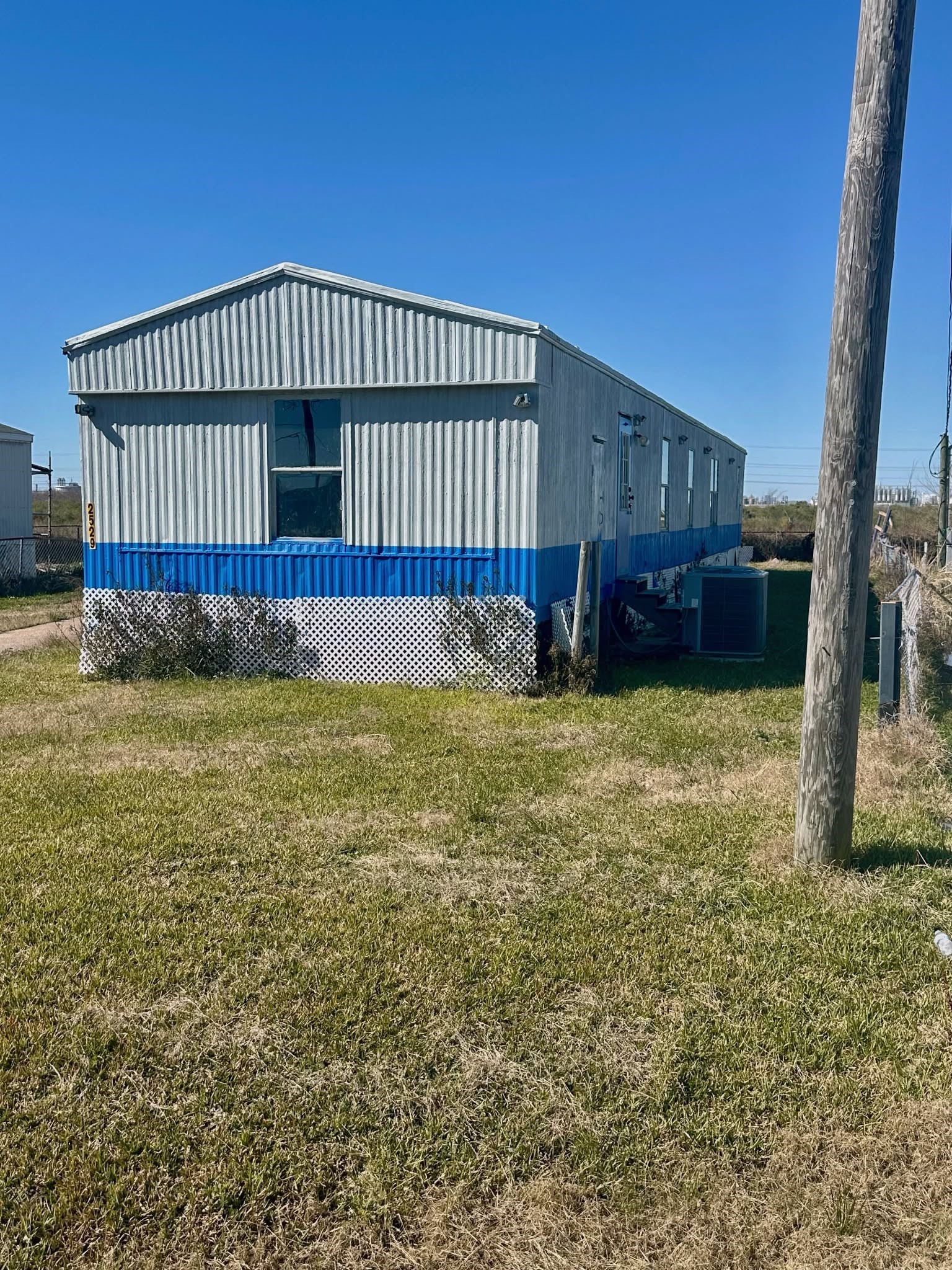 2529 Mcdonald Road Oyster Creek, TX 77541 - Photo 14 of 14 a view of a backyard