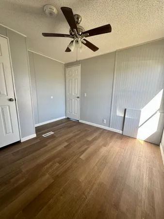 $1,200 | 2529 Mcdonald Road, Oyster Creek, TX 77541