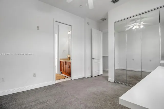 a view of empty room