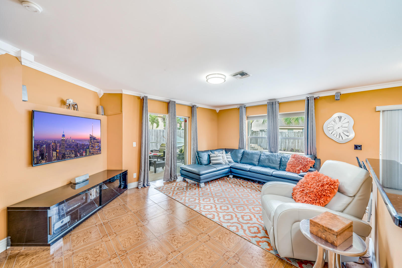 10277 Brookville Lane Boca Raton, FL 33428 - Photo 13 of 51 Family room