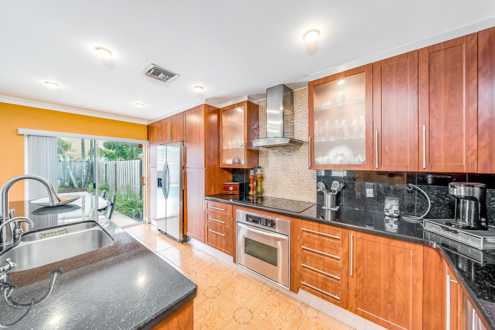 10277 Brookville Lane Boca Raton, FL 33428 - Photo 22 of 51 Kitchen