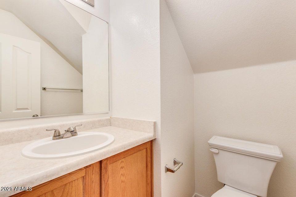 9369 West Eaton Road Phoenix, AZ 85037 - Photo 9 of 24 half bathroom