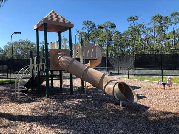 $2,400 | 5010 Cedar Springs Drive, Unit 202, Naples, FL 34110