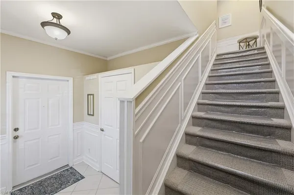 $2,400 | 5010 Cedar Springs Drive, Unit 202, Naples, FL 34110