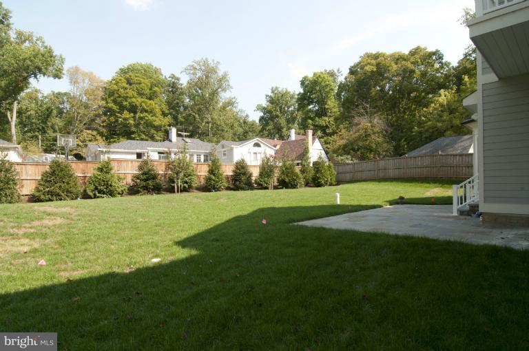 8023 Aberdeen Road Bethesda, MD 20814 - Photo 14 of 30 Exterior (Rear)