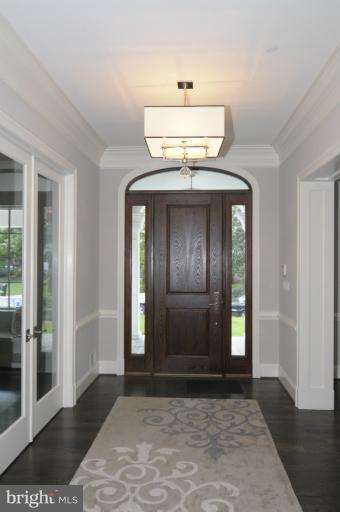 8023 Aberdeen Road Bethesda, MD 20814 - Photo 15 of 30 Interior (General)