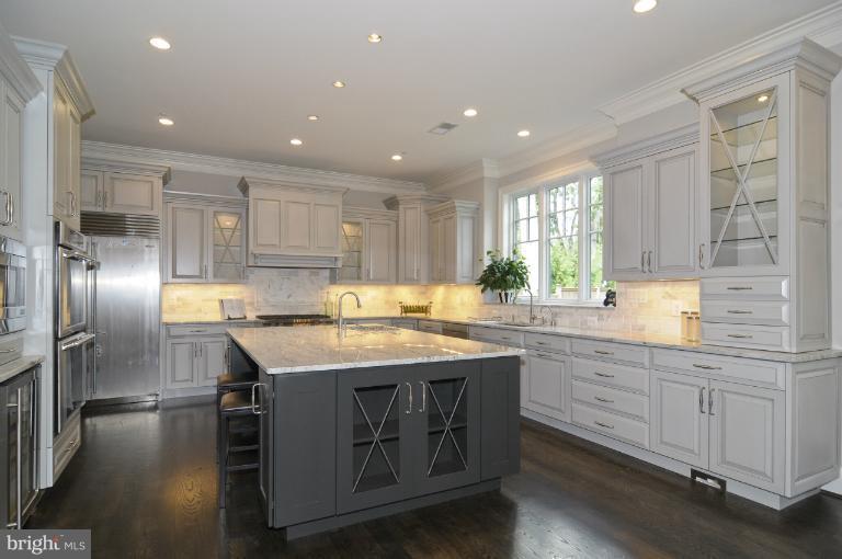 8023 Aberdeen Road Bethesda, MD 20814 - Photo 19 of 30 Kitchen