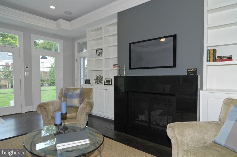 8023 Aberdeen Road Bethesda, MD 20814 - Photo 20 of 30 Family Room