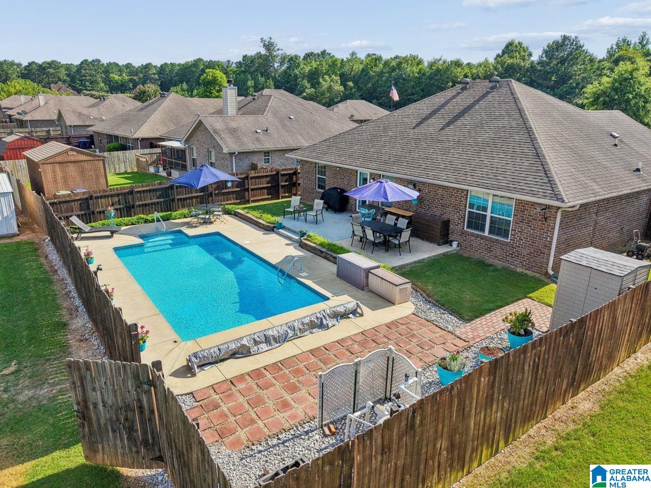 357 Vincent Street Alabaster, AL 35007 - Photo 2 of 51