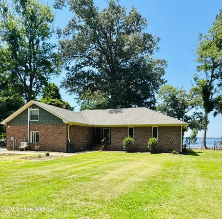 $689,000 | 186 East Camp Perry Road, Hertford, NC 27944