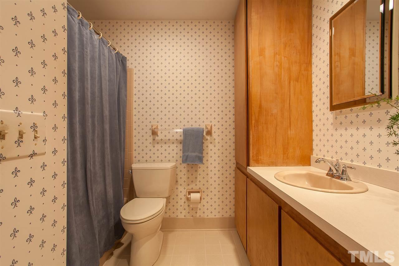 2719 Old Sugar Road Durham, NC 27707 - Photo 16 of 30 Gallery Image 16