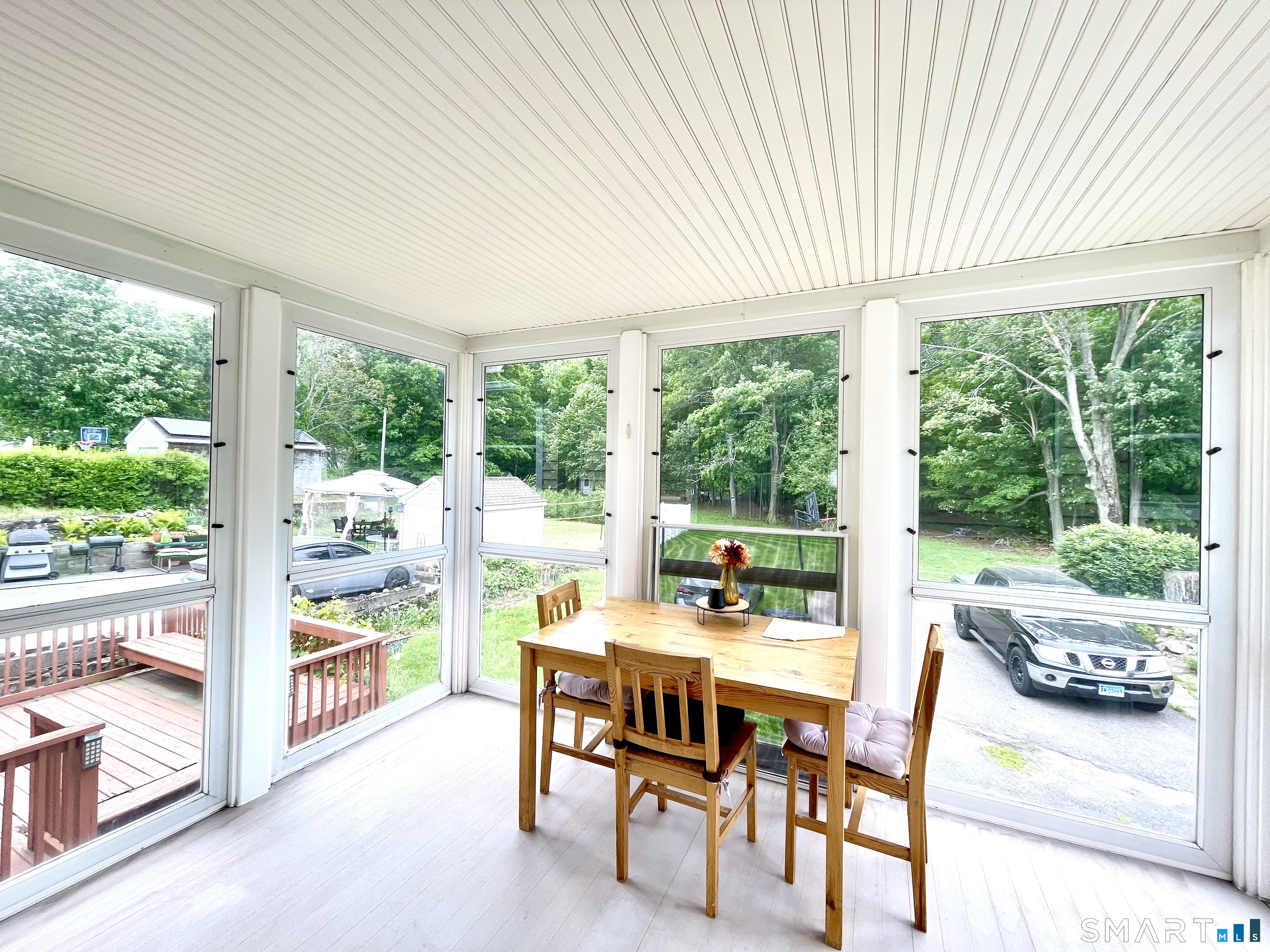 136 Pearl Lake Road Waterbury, CT 06706 - Photo 13 of 37