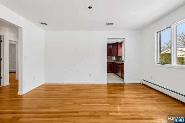 $2,650 | 691 Hamilton Avenue, Unit B, Ridgefield, NJ 07657