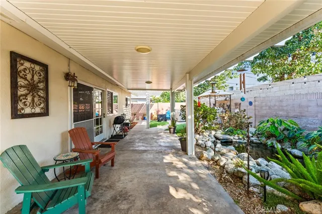 $1,073,000 | 2014 East 20th Street, Santa Ana, CA 92705