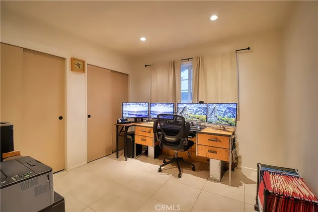 $1,073,000 | 2014 East 20th Street, Santa Ana, CA 92705