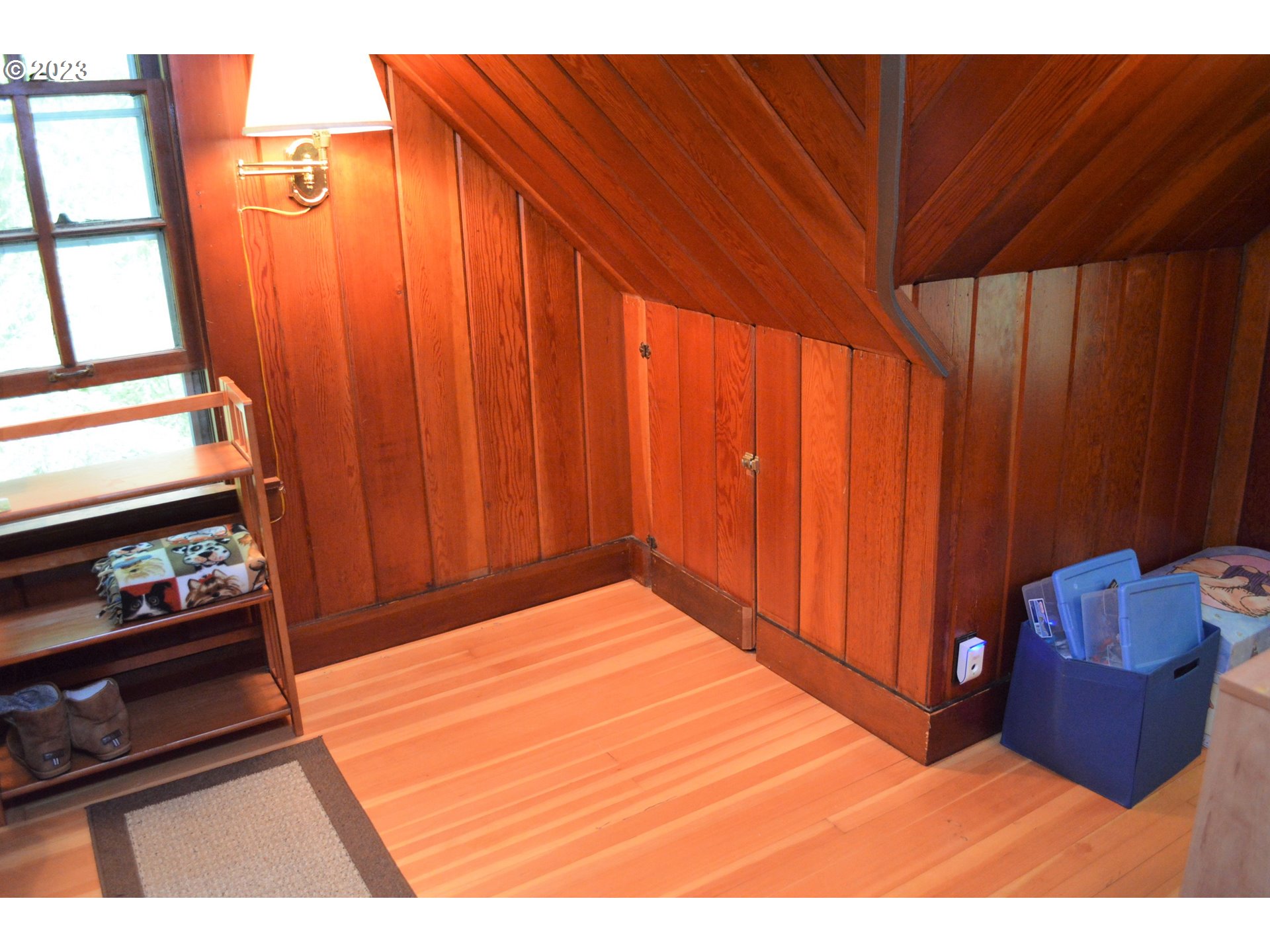 27502 Road 20 Rhododendron, OR 97049 - Photo 40 of 48 a bedroom with a bed and a window