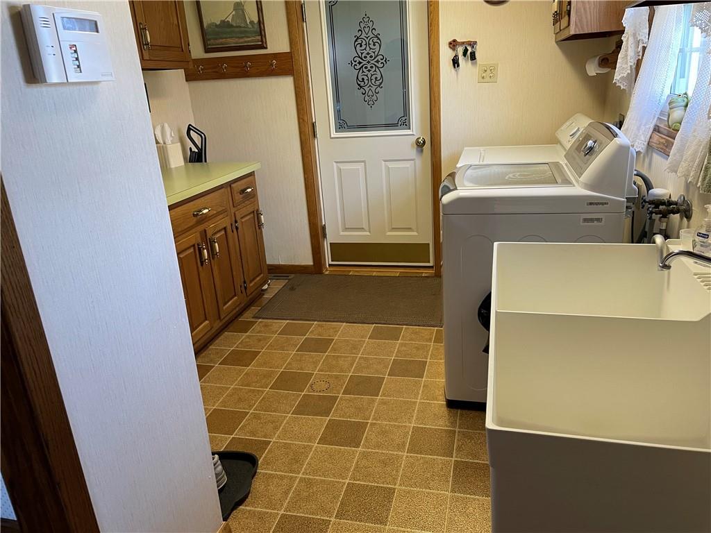 3716 Old Pittsburgh Road New Castle, PA 16101 - Photo 17 of 22 Gallery Image 17