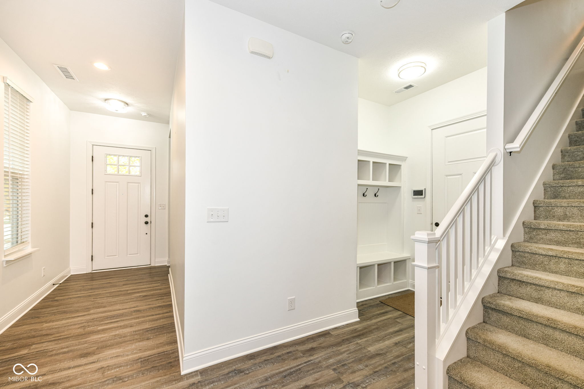 6977 McCain Way Carmel, IN 46033 - Photo 4 of 46