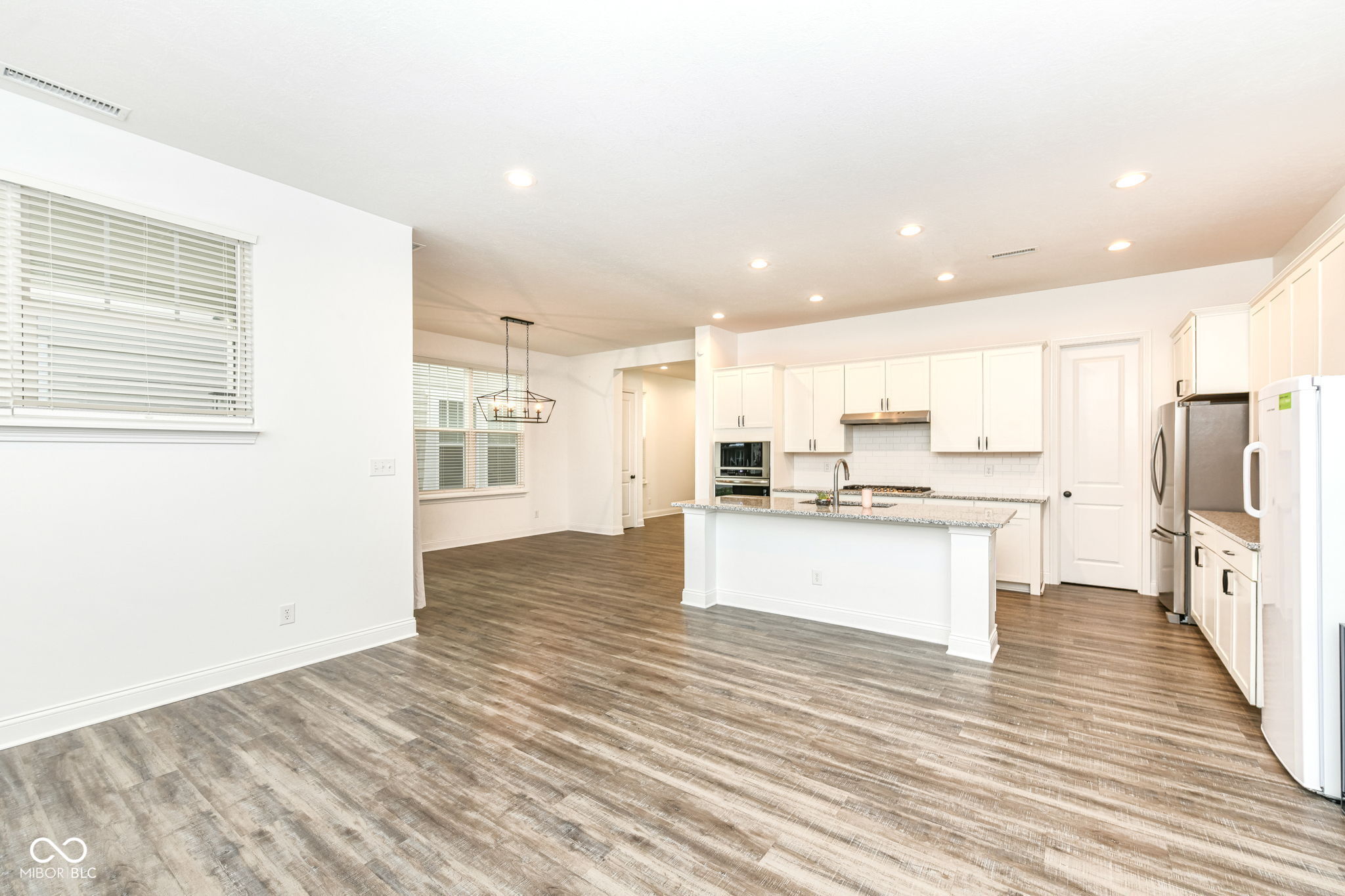 6977 McCain Way Carmel, IN 46033 - Photo 9 of 46