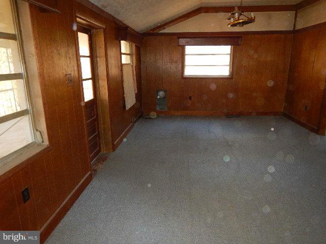 55 Stone Ridge Road Harpers Ferry, WV 25425 - Photo 6 of 10 Living Room