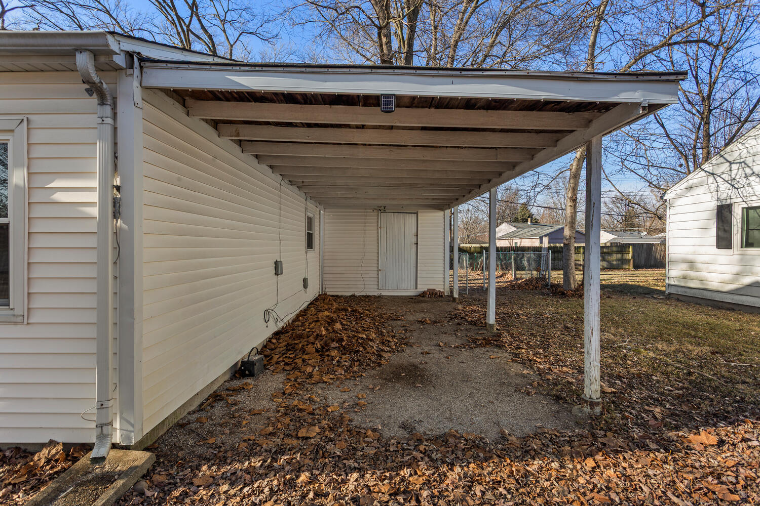 1902 Meadow Drive Champaign, IL 61821 - Photo 4 of 26