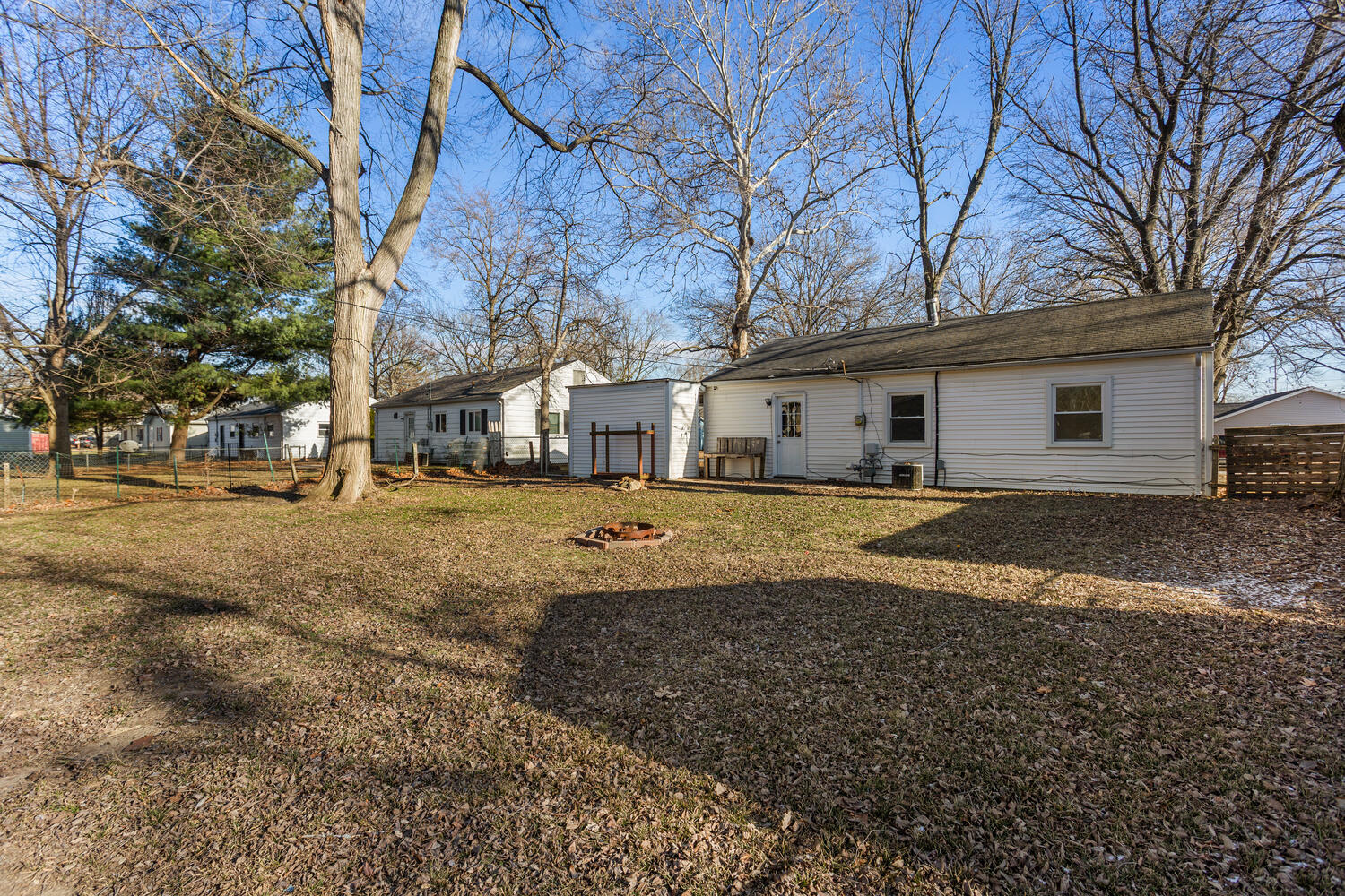 1902 Meadow Drive Champaign, IL 61821 - Photo 7 of 26