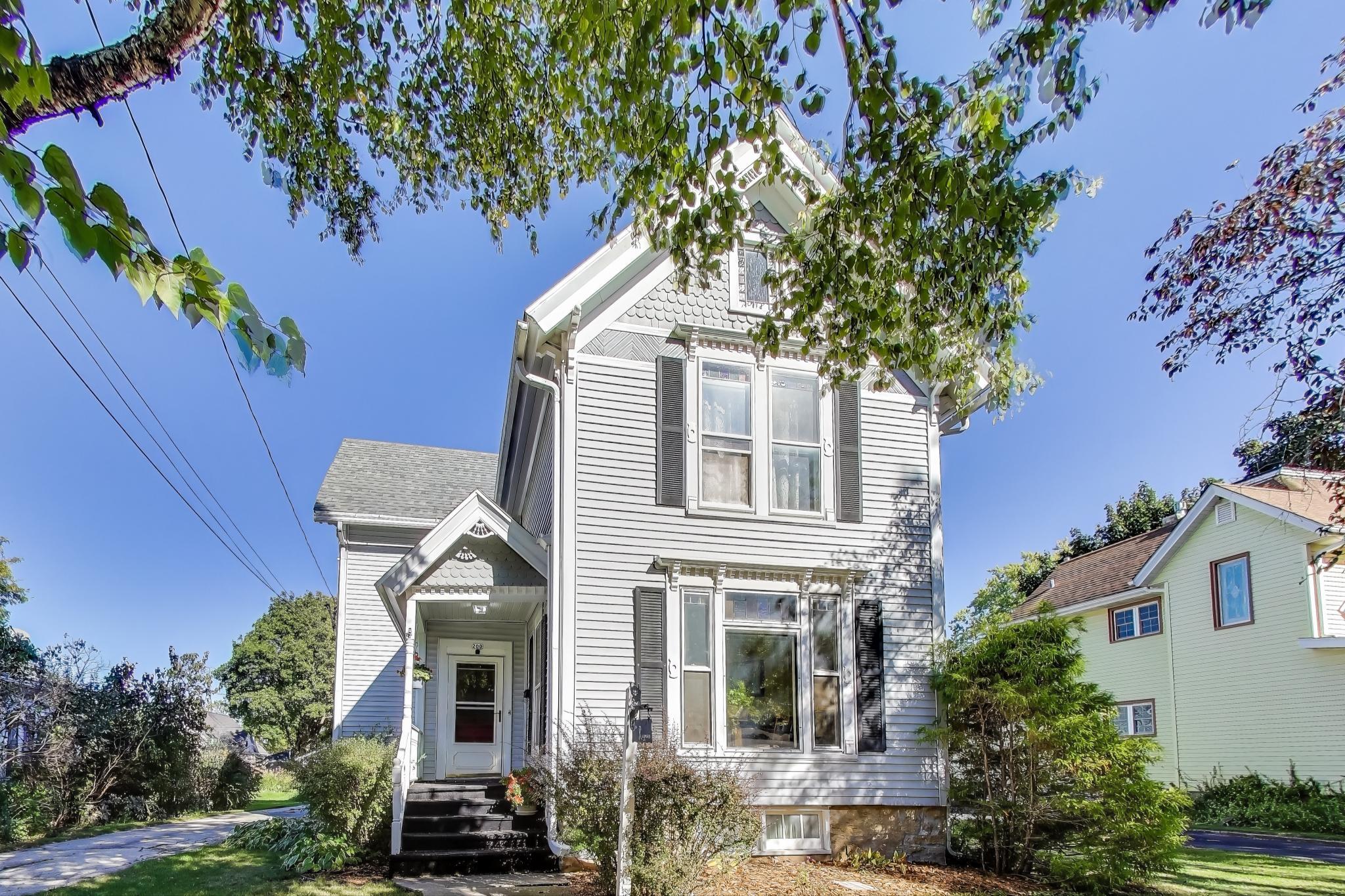 200 North Kane Street Burlington, WI 53105 - Photo 2 of 47 Front