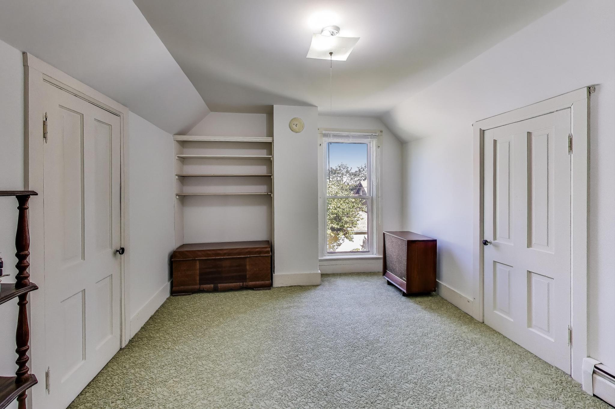 200 North Kane Street Burlington, WI 53105 - Photo 26 of 47 Bedroom 3