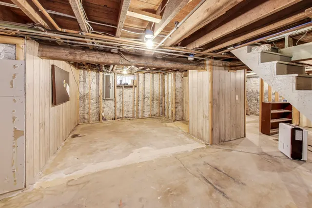 $330,000 | 200 North Kane Street, Burlington, WI 53105