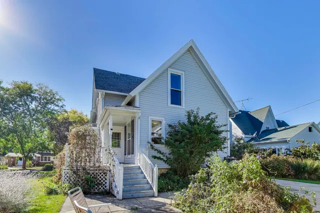 $330,000 | 200 North Kane Street, Burlington, WI 53105