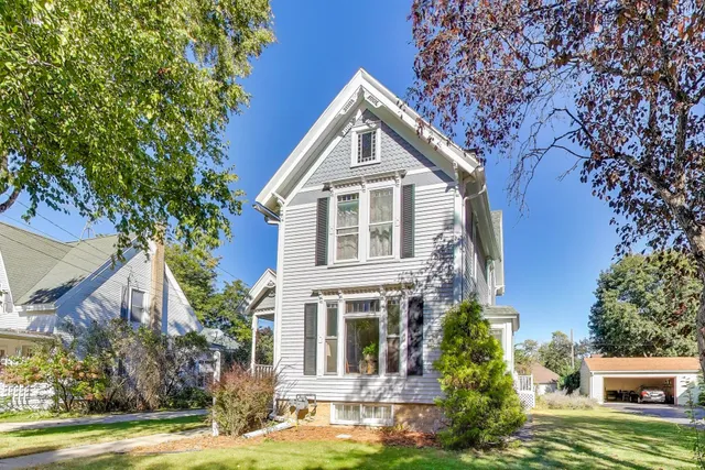 $330,000 | 200 North Kane Street, Burlington, WI 53105