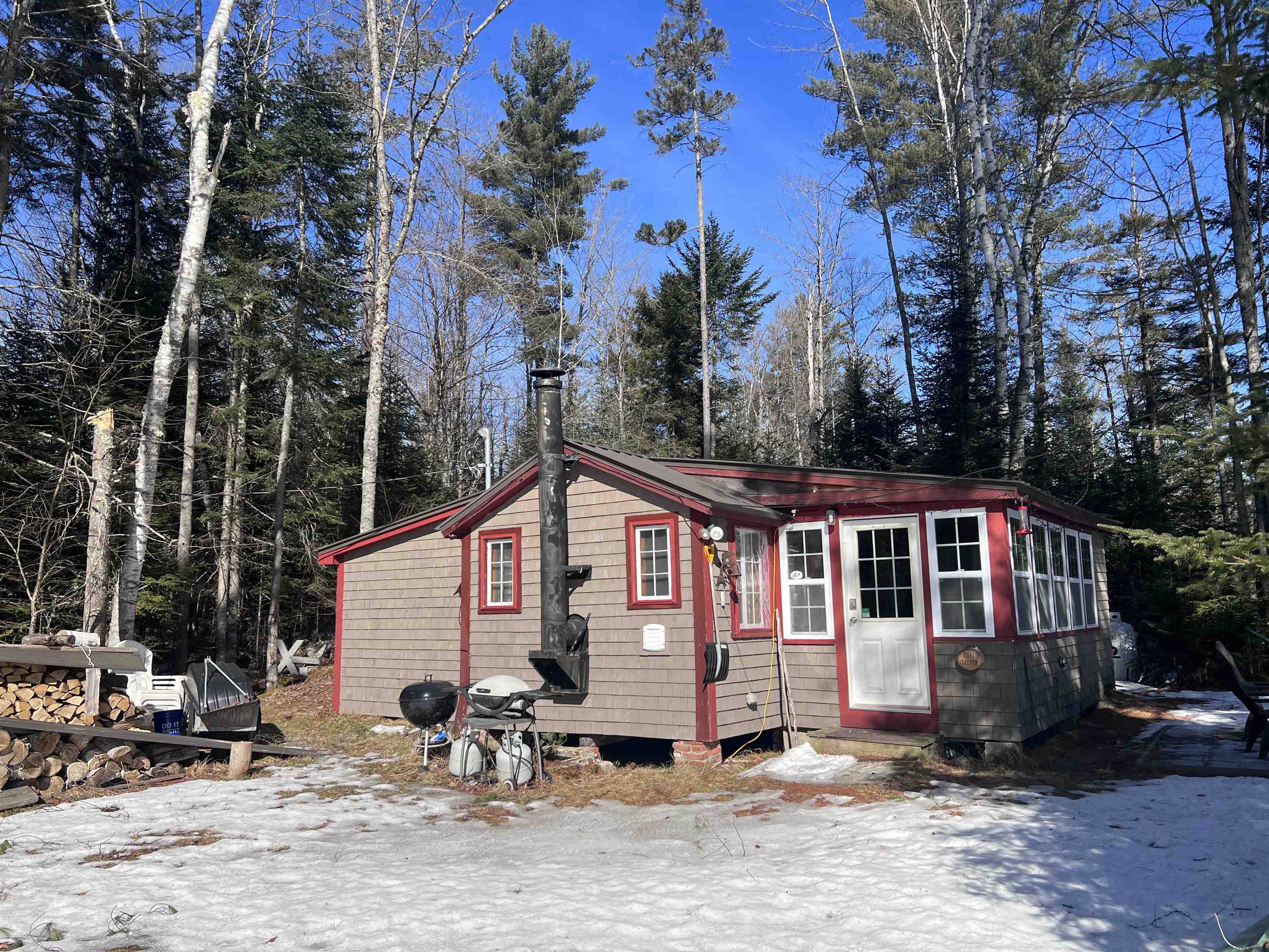 96 Mcintyre Road Dalton, NH 03598 - Photo 1 of 37 Gallery Image 1