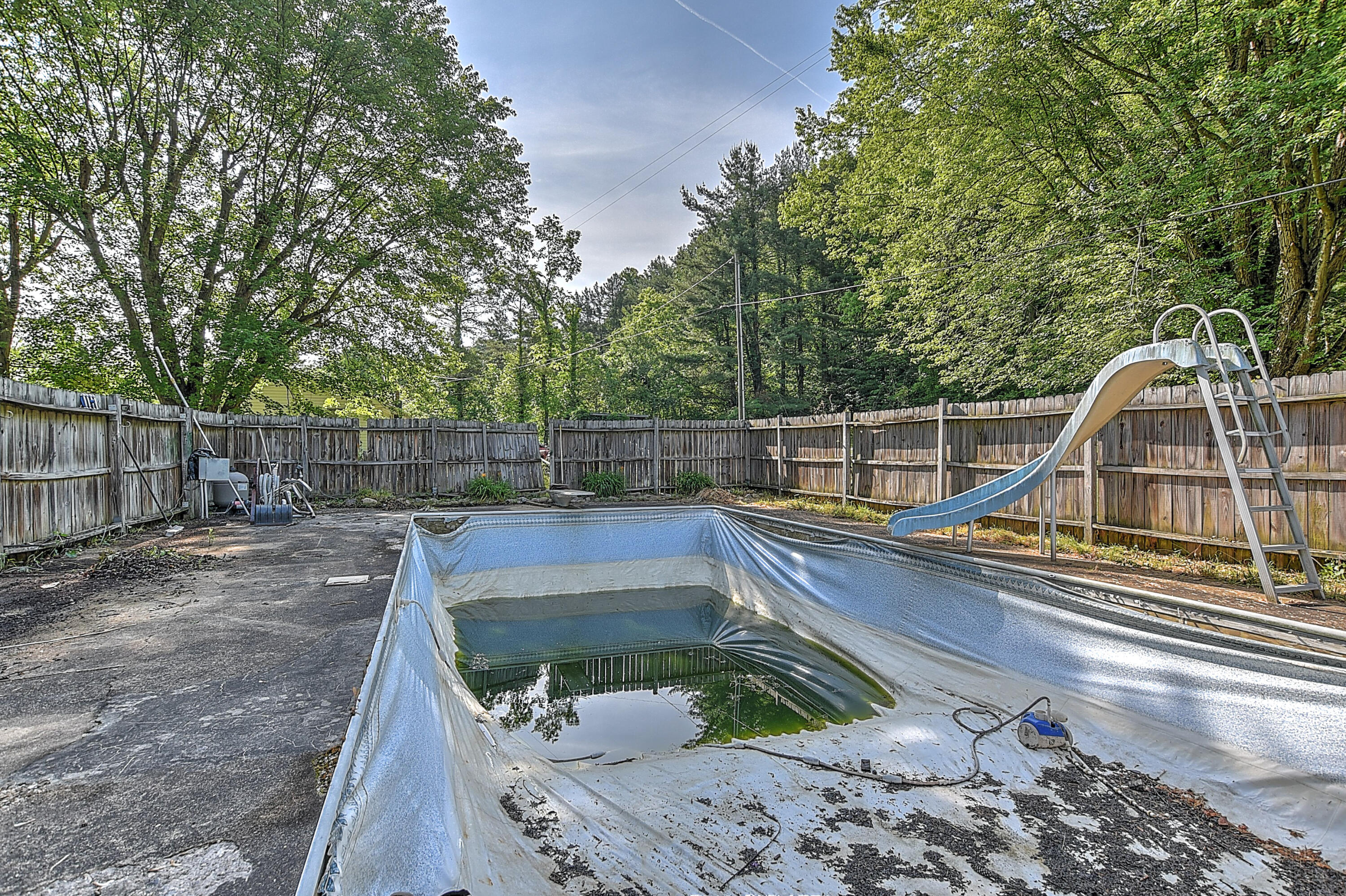 21270 McCann Road Damascus, VA 24236 - Photo 18 of 21 21270 McCan Rd-18