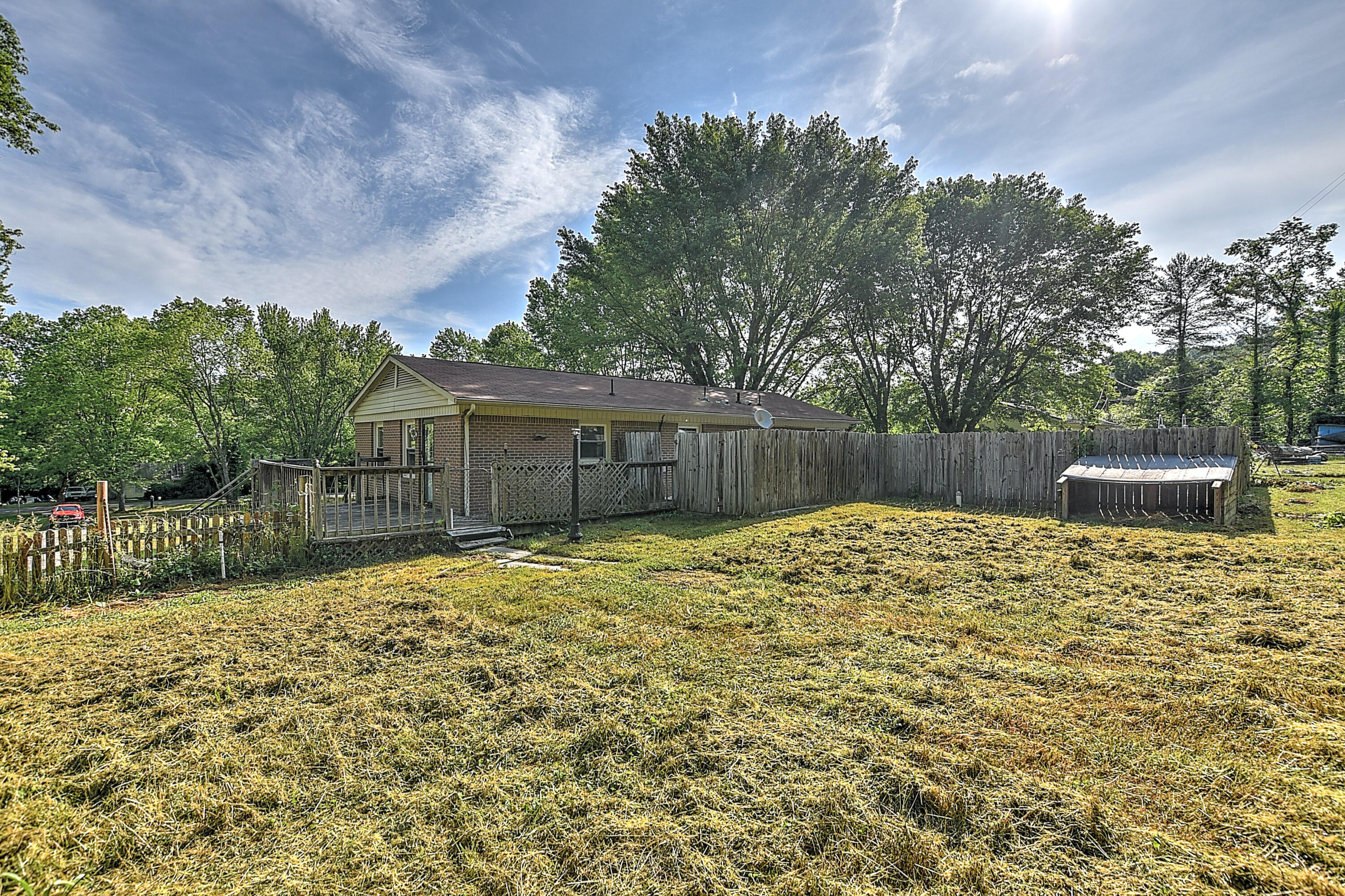 21270 McCann Road Damascus, VA 24236 - Photo 20 of 21 21270 McCan Rd-20