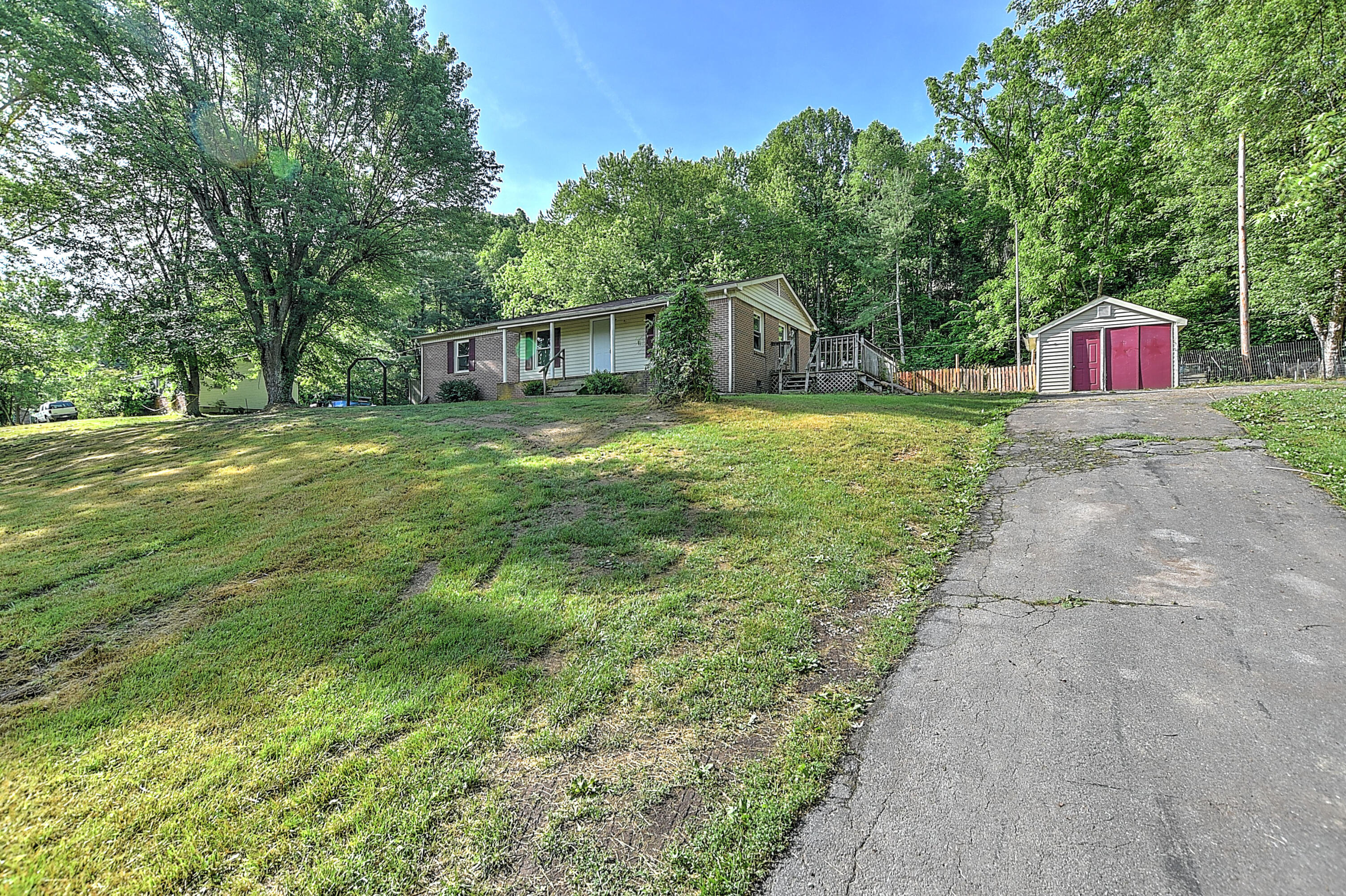 21270 McCann Road Damascus, VA 24236 - Photo 21 of 21 21270 McCan Rd