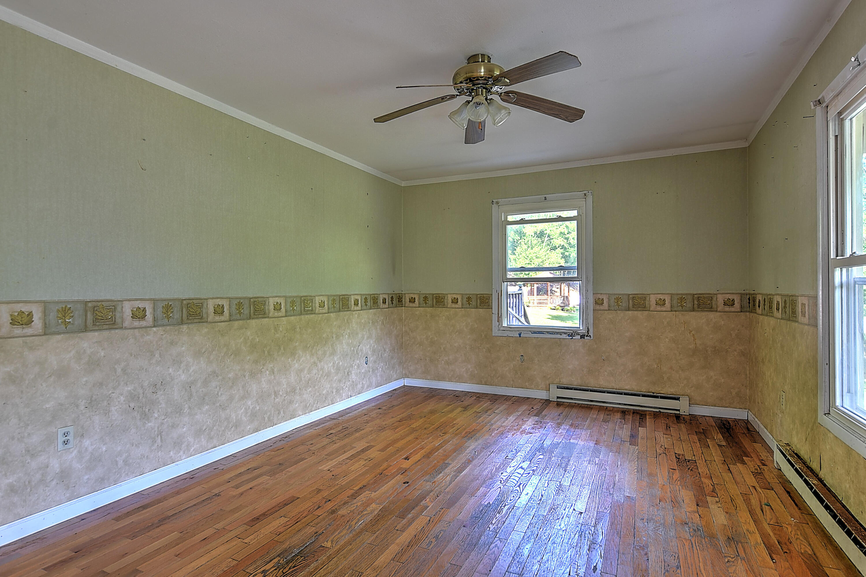 21270 McCann Road Damascus, VA 24236 - Photo 6 of 21 21270 McCan Rd-4