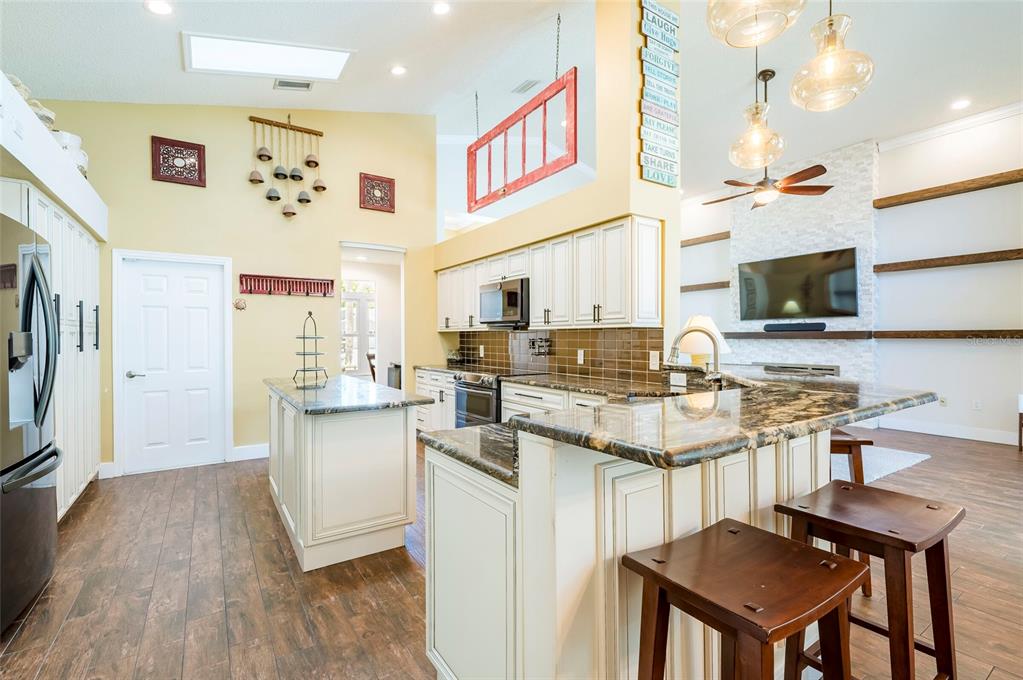8115 Montock Court Trinity, FL 34655 - Photo 16 of 54