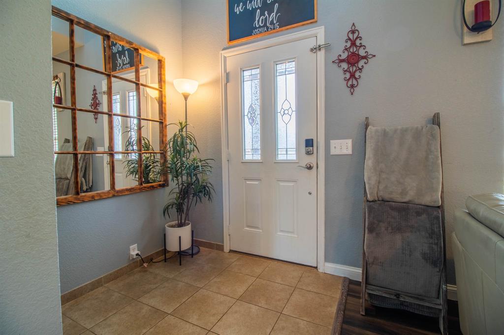 2009 Pintail Court Midlothian, TX 76065 - Photo 2 of 40