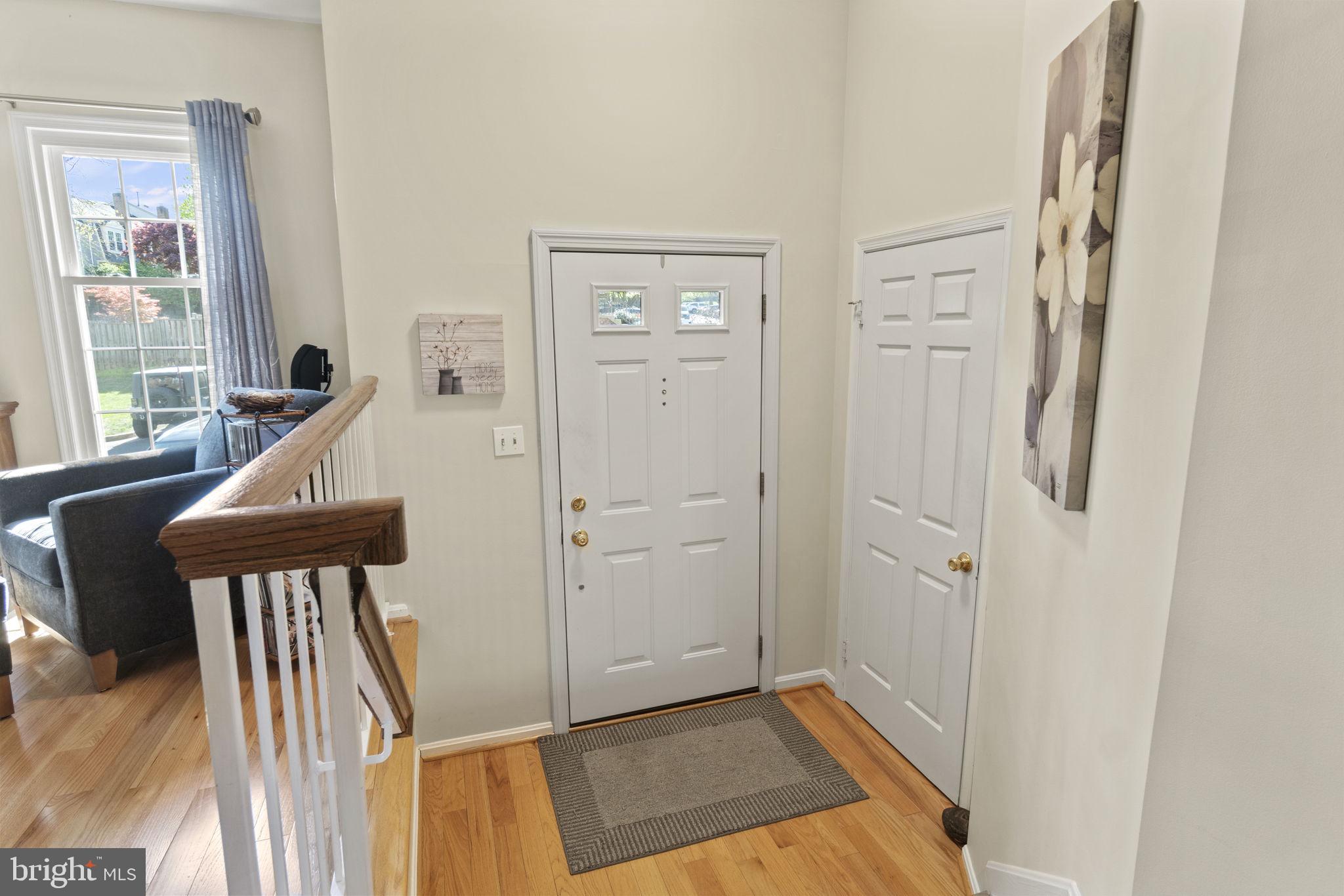 7704 Jewelweed Court Springfield, VA 22152 - Photo 2 of 34 Entry Level Foyer w/ Hardwood Floors