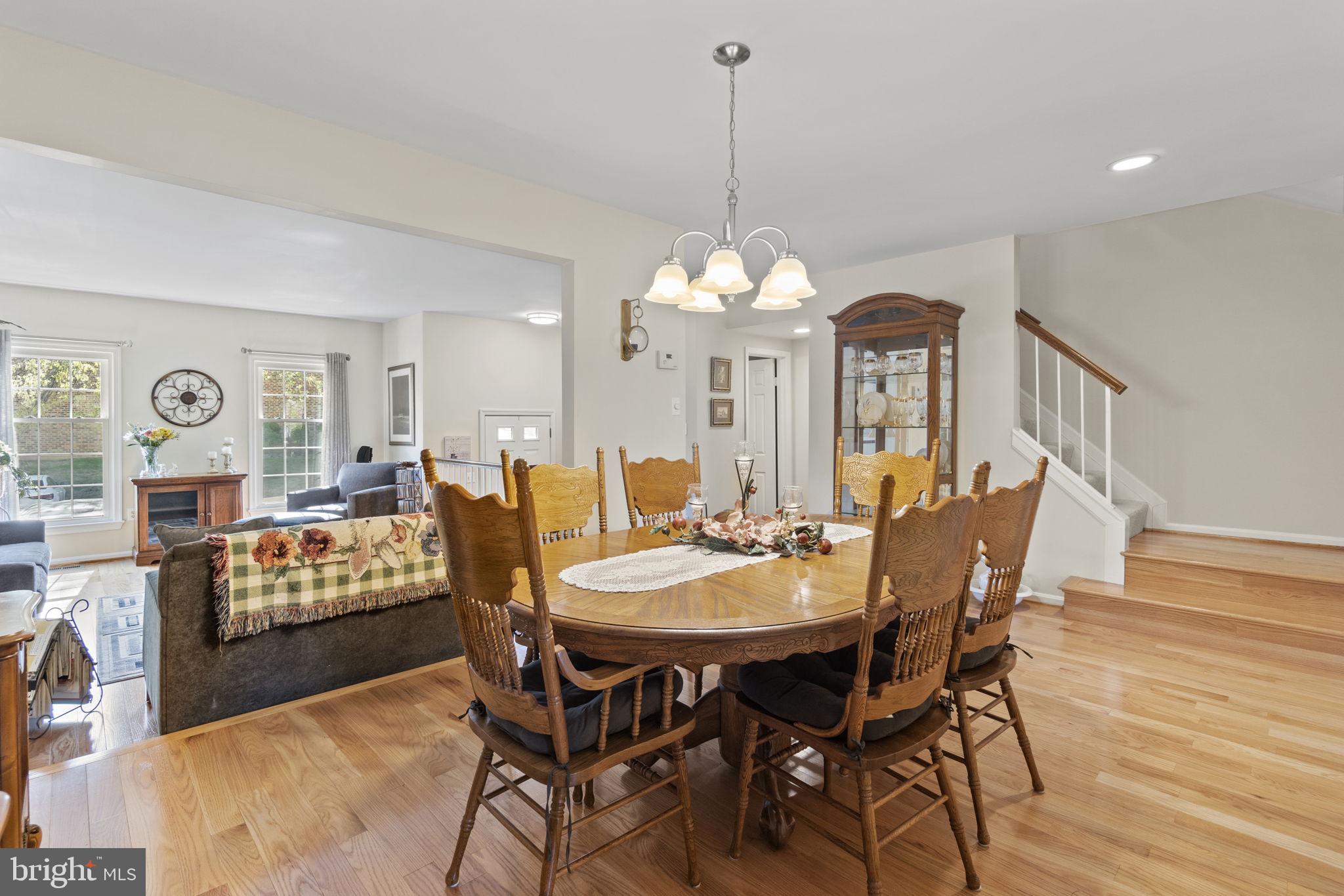 7704 Jewelweed Court Springfield, VA 22152 - Photo 6 of 34 Separate Formal Dining Area