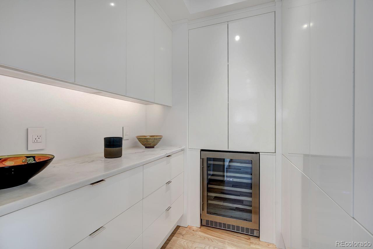 228 Lion Point Boulder, CO 80302 - Photo 20 of 50 a kitchen with stainless steel appliances a refrigerator and a stove