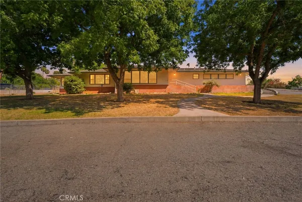$609,000 | 84 South Park Street, Porterville, CA 93257
