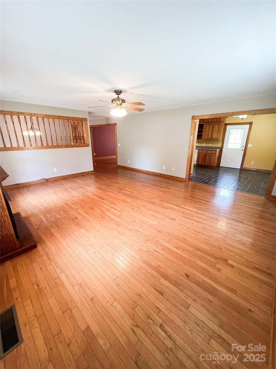 660 Halltown Road Spruce Pine, NC 28777 - Photo 9 of 33 Gallery Image 9