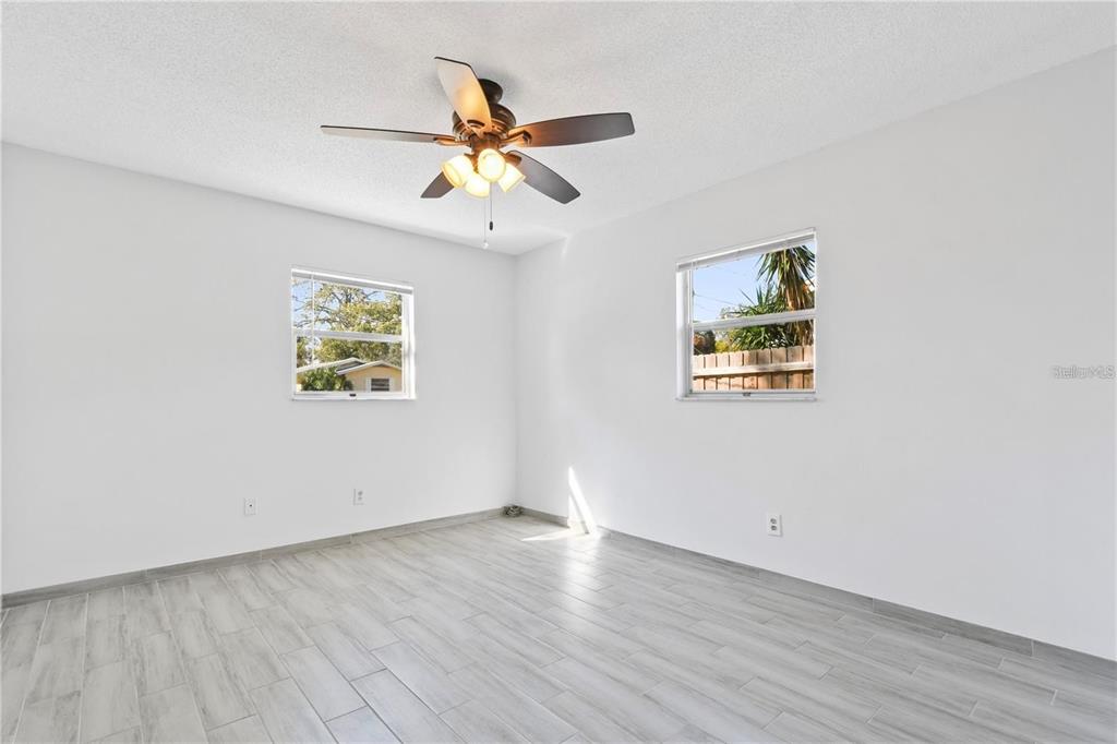 364 3rd Street Northwest Largo, FL 33770 - Photo 4 of 22
