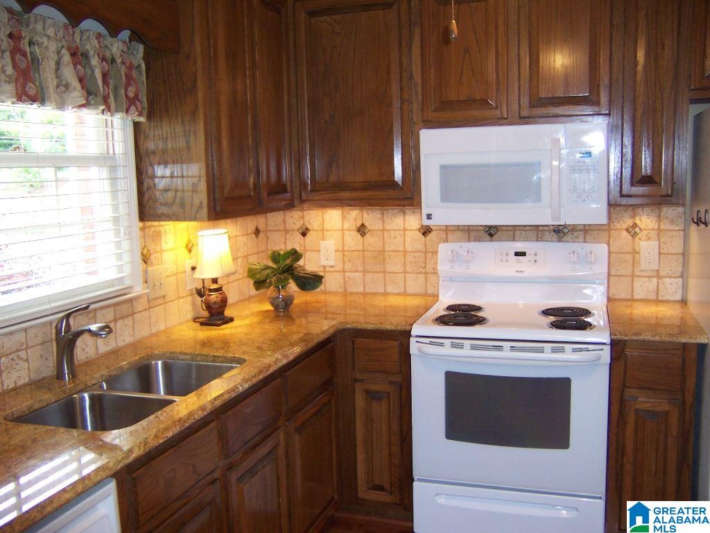 2179 Rocky Ridge Ranch Road Birmingham, AL 35216 - Photo 9 of 15