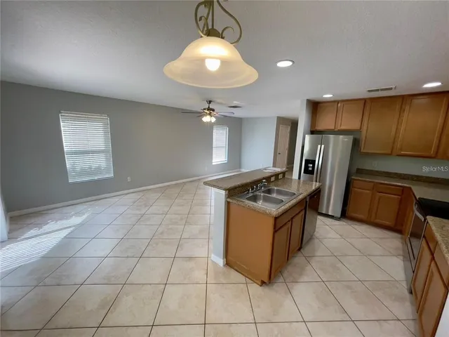 $2,000 | 3855 Shaftbury Place, Oviedo, FL 32765