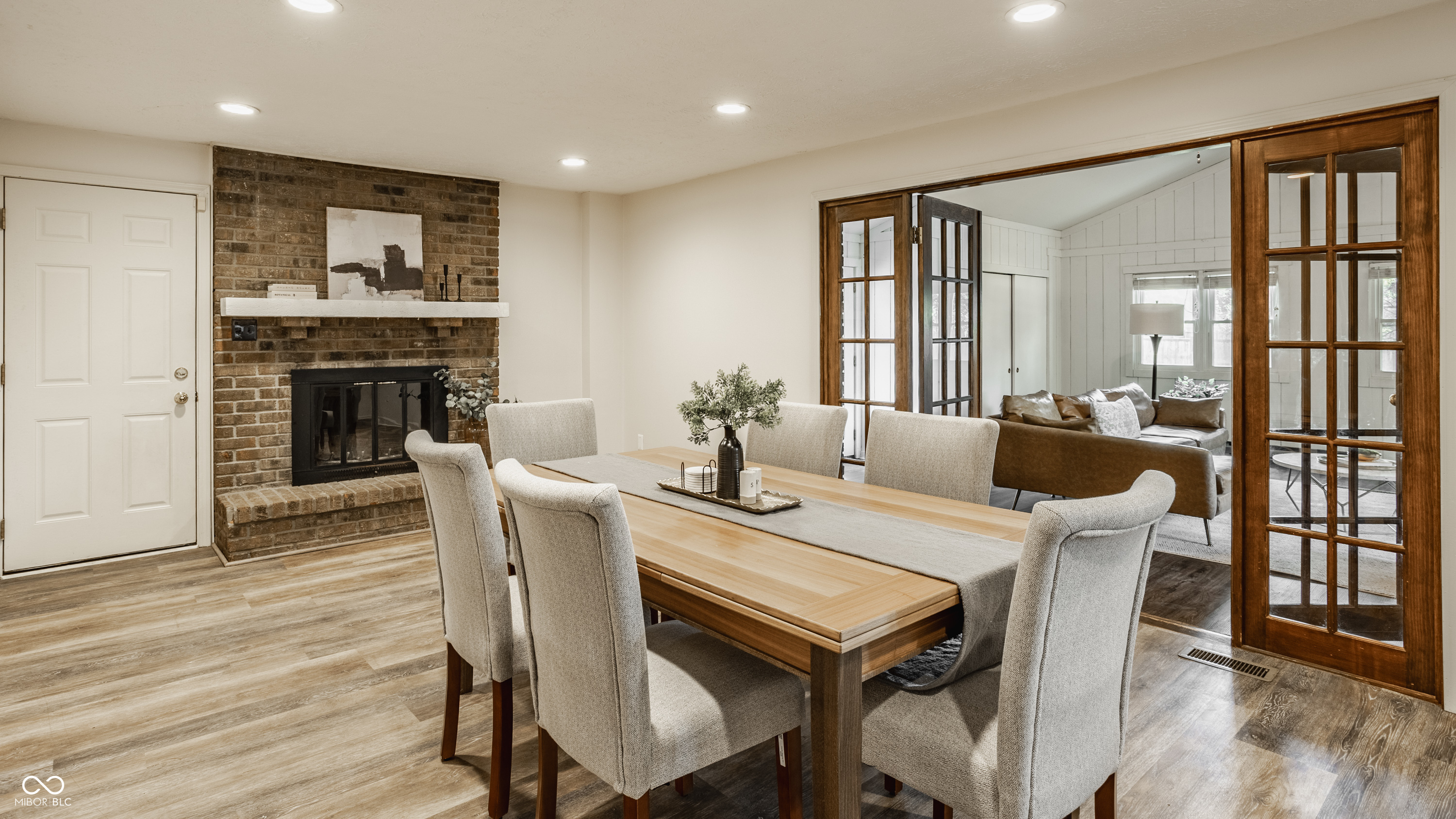 9649 Sycamore Road Carmel, IN 46032 - Photo 8 of 19